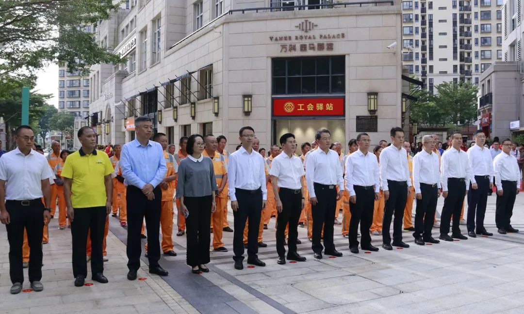 “小汤包 大温暖”三津汤包5万份爱心早餐致敬“城市美容师” “小汤包 大温暖”三津汤包5万份爱心早餐致敬“城市美容师”