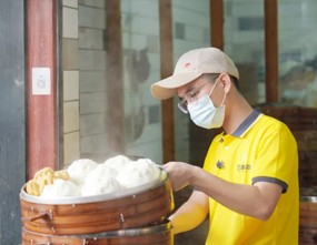 赖林远：我的人生底色是幸运